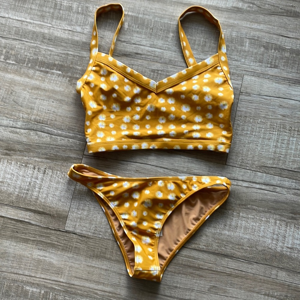 Sisstrevolution bralette bikini size small